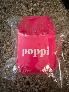 Poppi Hot Pink Can Holder